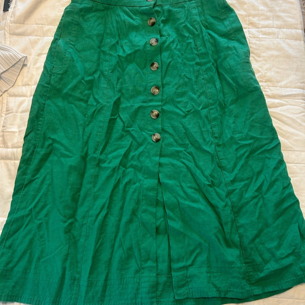 Universal Thread Green A-Line Midi Skirt
